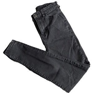 AMERICAN EAGLE WOMEBS SIZE 4 BLACK SKINNY JEANS